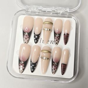 Elegant Nude and Black French Tips Stiletto Press On Nails With Rhinestones